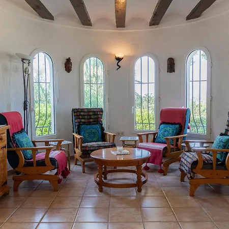 La Paz Villa